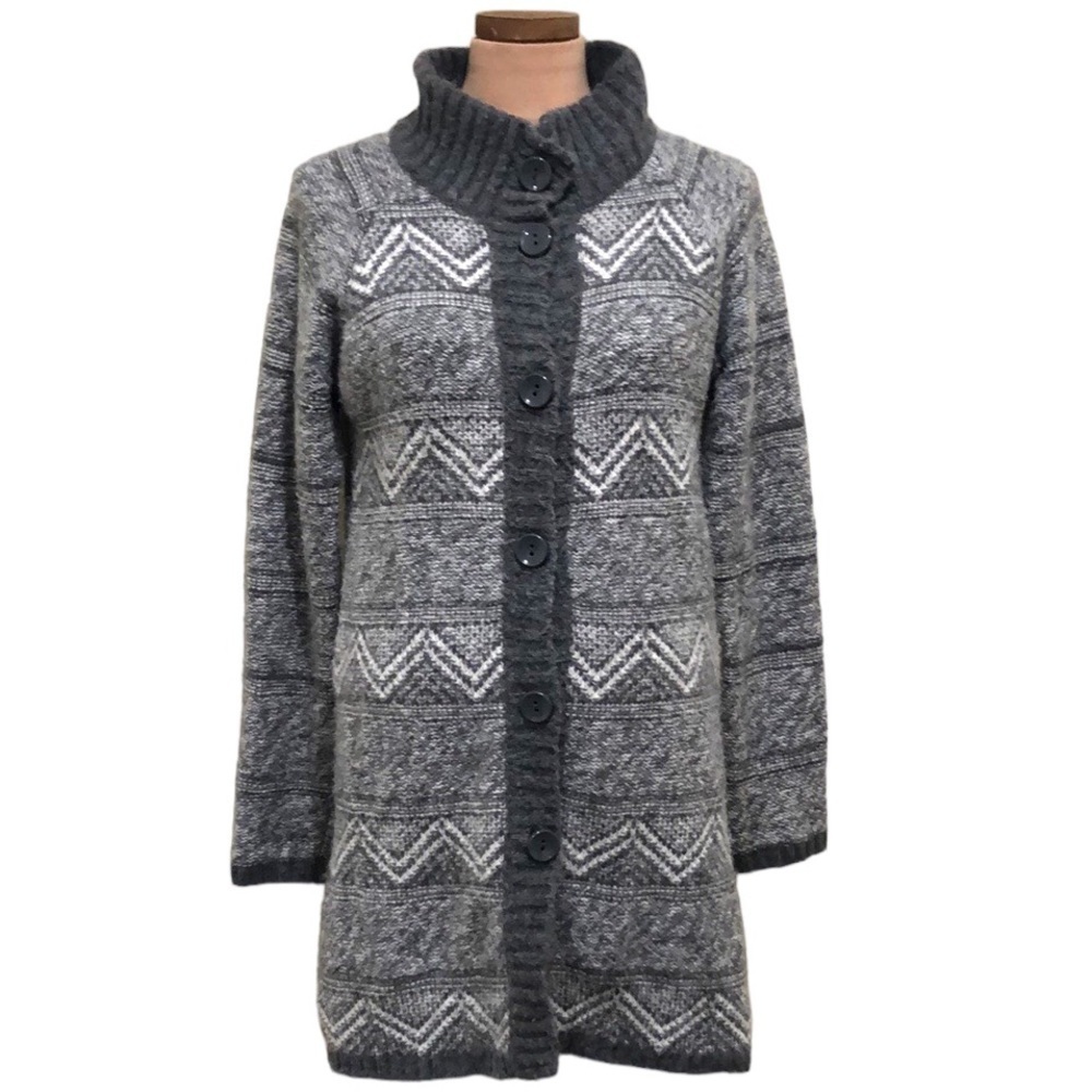 Maryline Italy Cardigan Sweater Size Medium Gray White Zigzag Fairisle Pattern